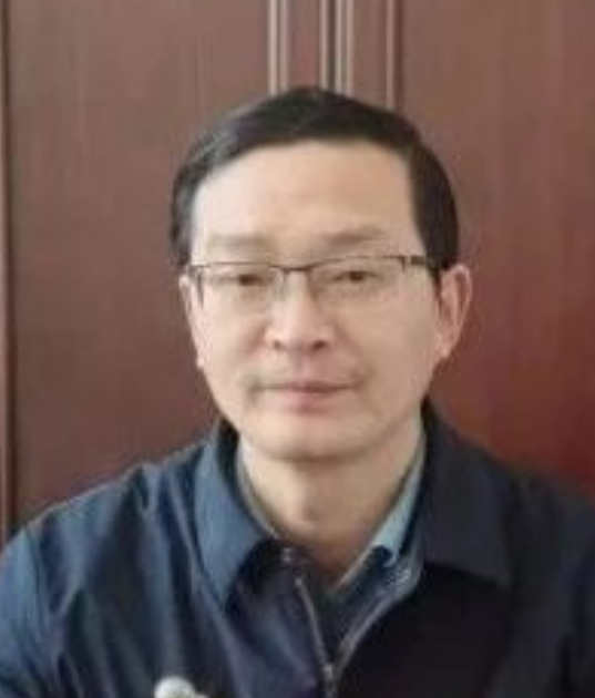 李伟彬的照片