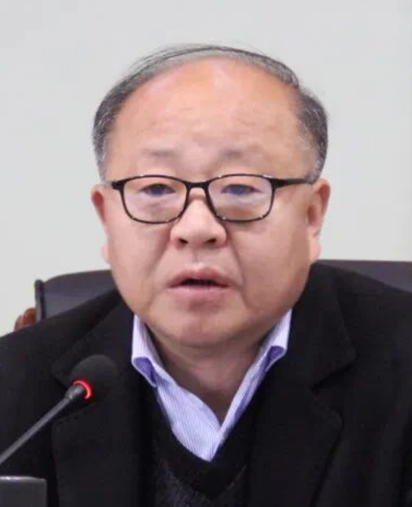 黄海泉的照片