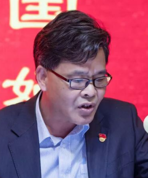 顾崇彬的照片