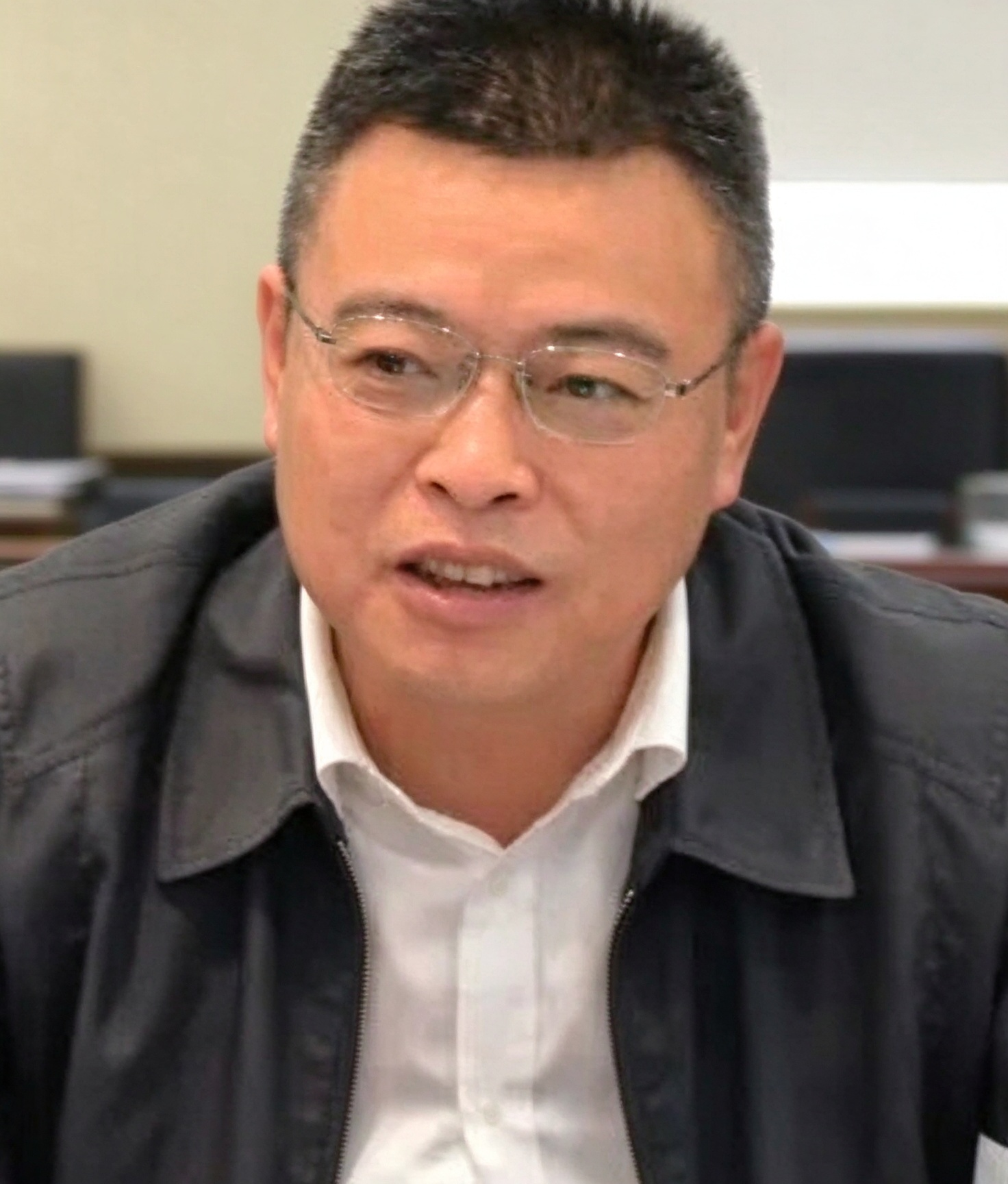 倪勇兵的照片