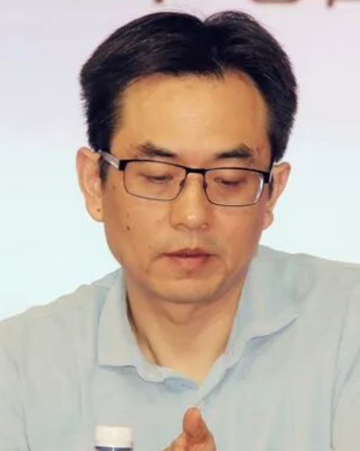 陶巍栋的照片