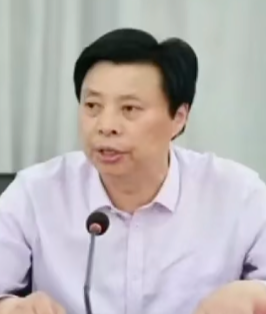 张长健的照片