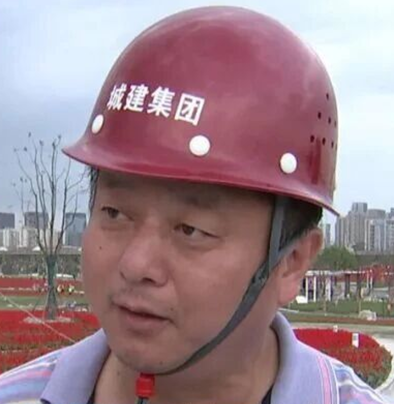 朱峭嵘的照片