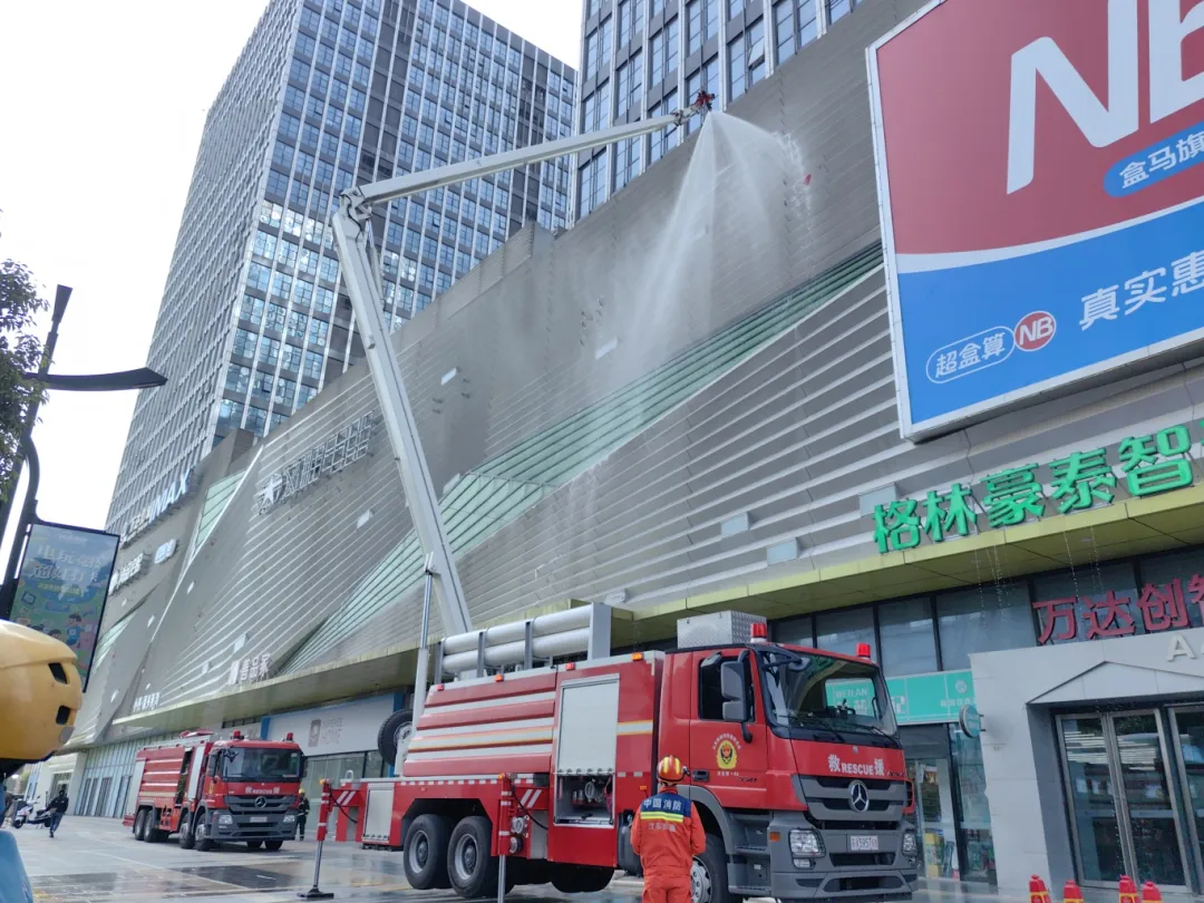 L47NQOpp_eLUr.jpg?auth_key=1762703999-0-