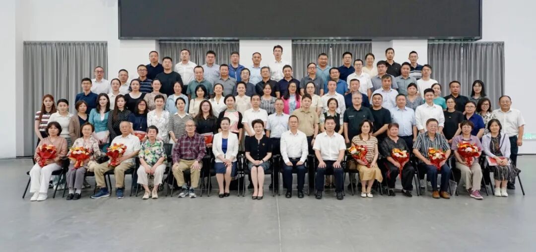 微信图片_20251011152105_271_107_副本.jpg