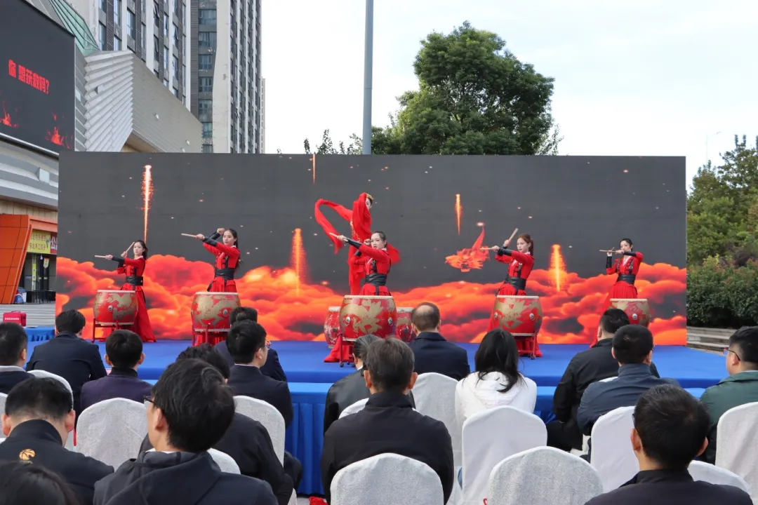 hFYRpL27_Qzmt.jpg?auth_key=1762703999-0-