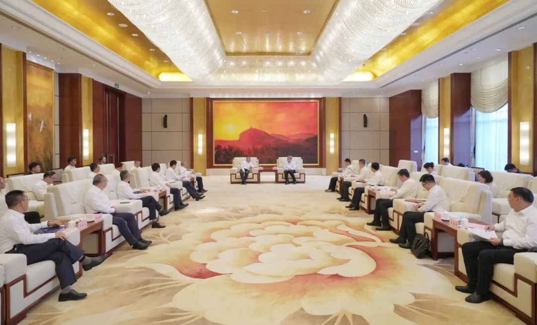 吴书记会见、接待中船集团上海外高桥造船有(15279452)-20250722203736.jpg
