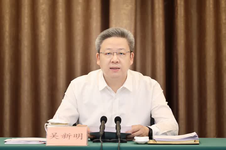 政府常务会2.jpg